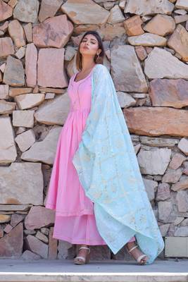 Light-pink plain cotton kurta sets 1