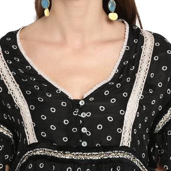 Black printed crepe cotton top 4