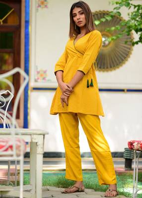 Yellow Embroidered Cotton Kurta With Trouser Set 1