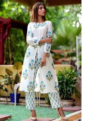 White Printed Cotton Kurta With Trouser Set 3