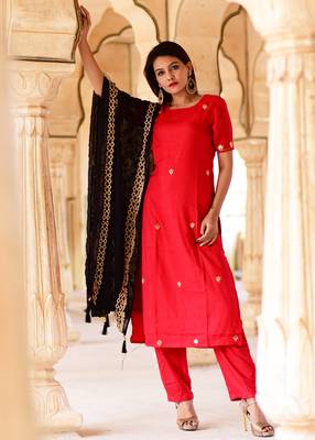 Red Embroidered Crepe Kurta And Trouser Set 2