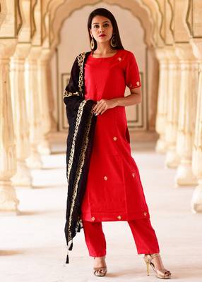 Red Embroidered Crepe Kurta And Trouser Set 3