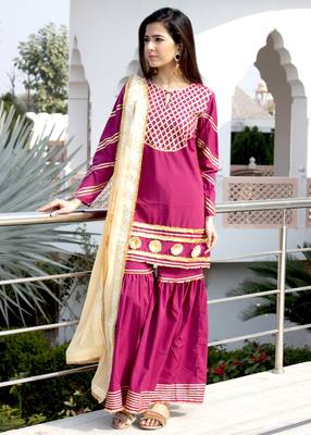 Magenta Embroidered Crepe Kurta With Sharara 3