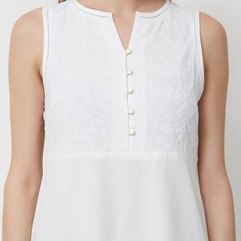 White embroidered viscose kurti 4