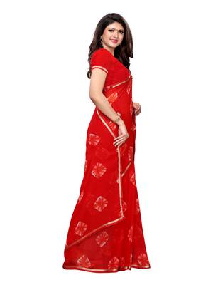 Red Printed Chiffon Saree With Blouse 3