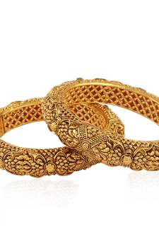 Splendid Antique bangle