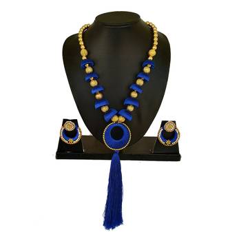 Blue necklaces 1