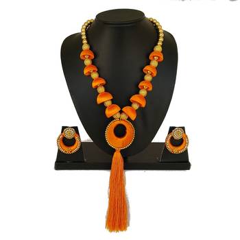 Yellow necklaces 1