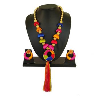 Multicolor necklaces 1