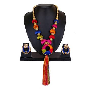 Multicolor necklaces 1