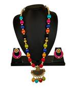 Multicolor necklaces