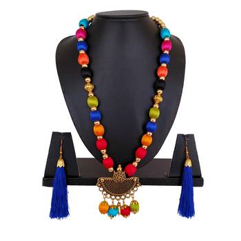 Multicolor necklaces 1