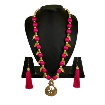 Pink necklaces 1