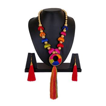 Multicolor necklaces 1