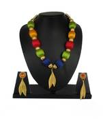 Multicolor necklaces