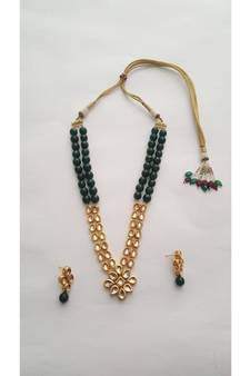 Floral With Emerald Set