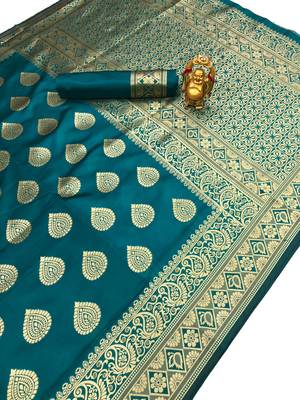 Green Jacquard Cotton Printed Saree With Blouse 1