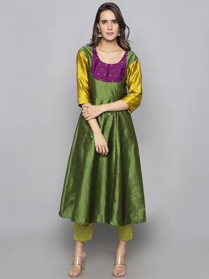Green woven art silk long kurti 2