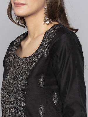 Grey embroidered cotton long kurti 5