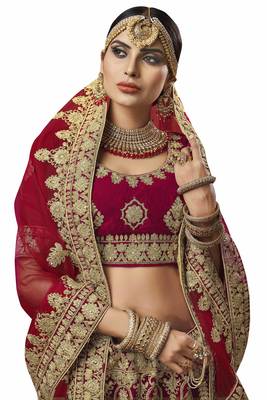 Maroon Embroidered Velvet Semi Stitched Lehenga With Dupatta 2