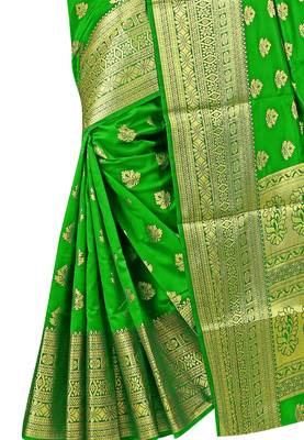 Green woven silk blend saree with blouse 3