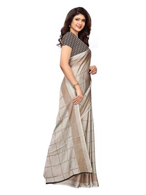 Grey printed shimmer saree with blouse 3