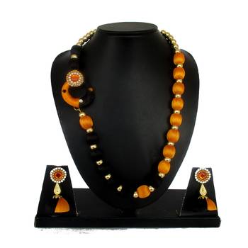 Black necklaces 1