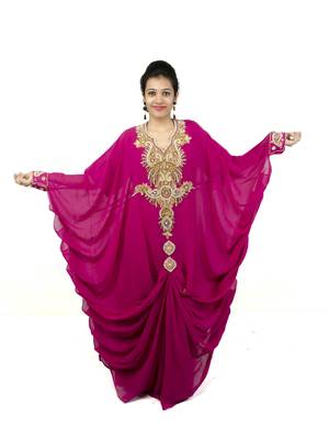 Pink embroidered georgette islamic kaftan 1