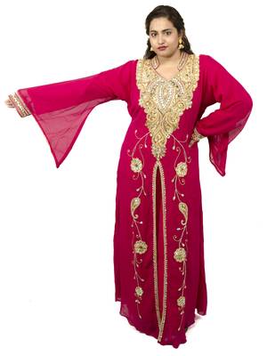 Magenta embroidered georgette islamic kaftan 1