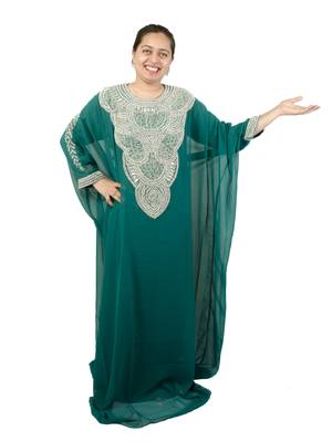 Green embroidered georgette islamic kaftan 1