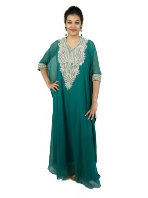 Green embroidered georgette islamic kaftan 1