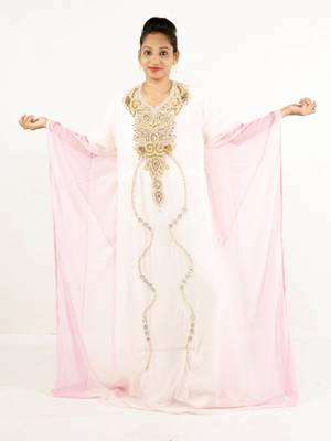 Pink embroidered georgette islamic kaftan 1