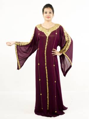 Magenta embroidered georgette islamic kaftan 1
