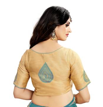 Green woven art silk saree with blouse 5