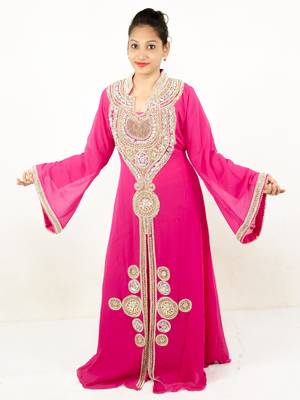 Rani pink embroidered georgette islamic kaftan 1