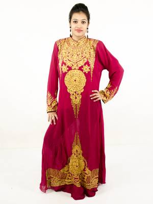 Maroon embroidered georgette islamic kaftan 1