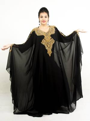 Black embroidered georgette islamic kaftan 1