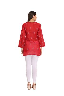 Red Embroidered Cotton Chikankari Kurti  2