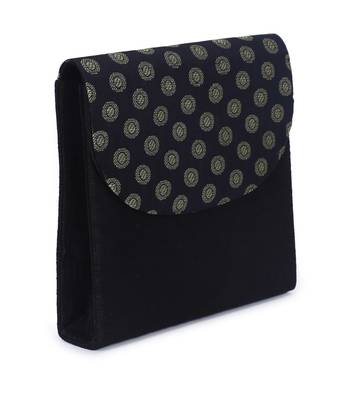 Bridesmaid clutch 3