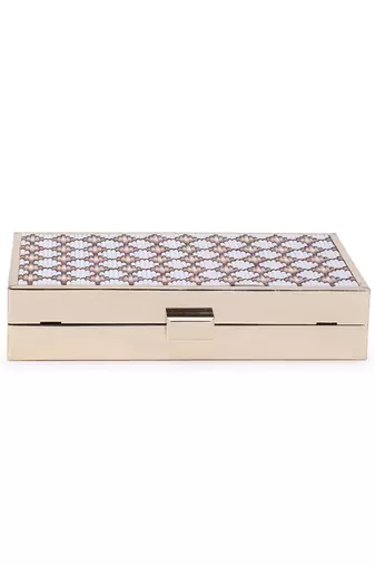Tile pattern clutch