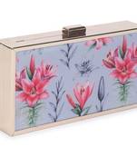 Guldasta edgy clutch