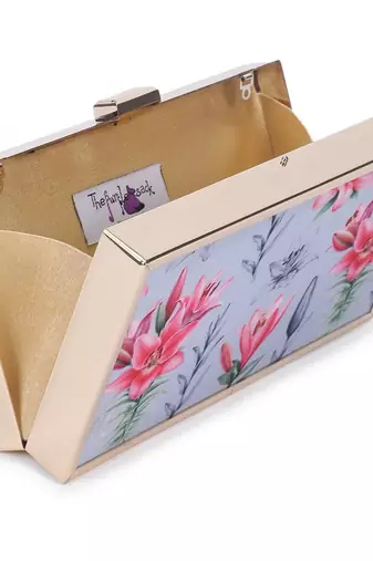 Guldasta edgy clutch