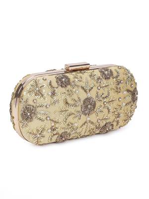 Exquisite gold clutch 2