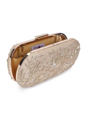 Golden bride clutch 3