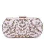 Graceful pink clutch