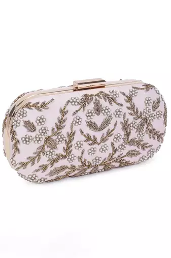 Graceful pink clutch
