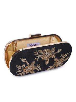Tri flower black clutch 3