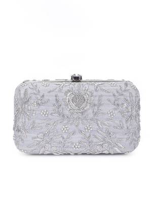 Pleasing silver clutch 1