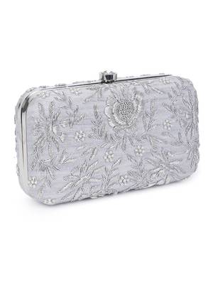 Pleasing silver clutch 2