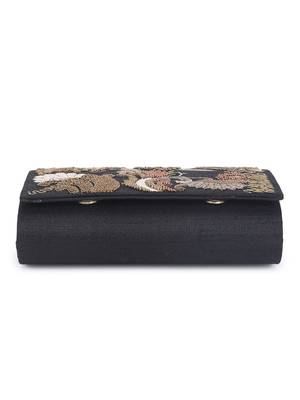 Mughal empress clutch 4